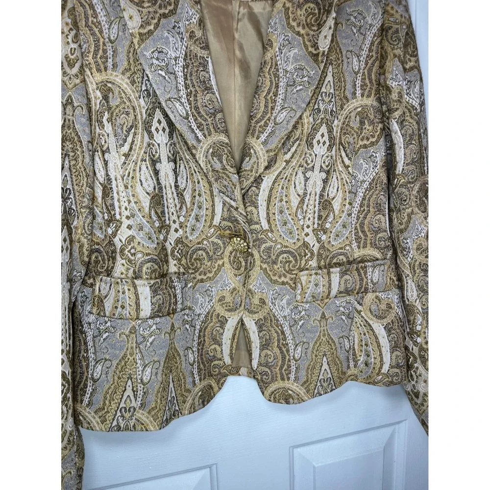 Coldwater Creek Blazer Jacquard Paisley Size Medium Gold Silver Metallic Button